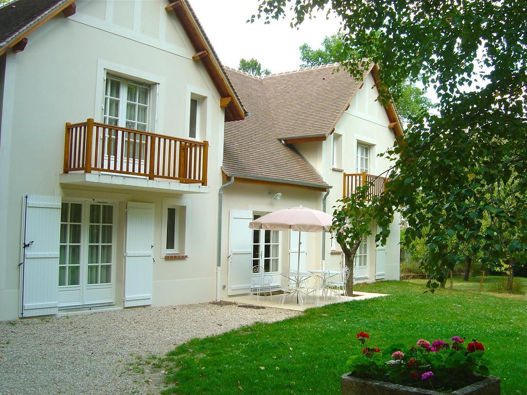 Domaine De Chantemerles Fontainebleau Exteriör bild